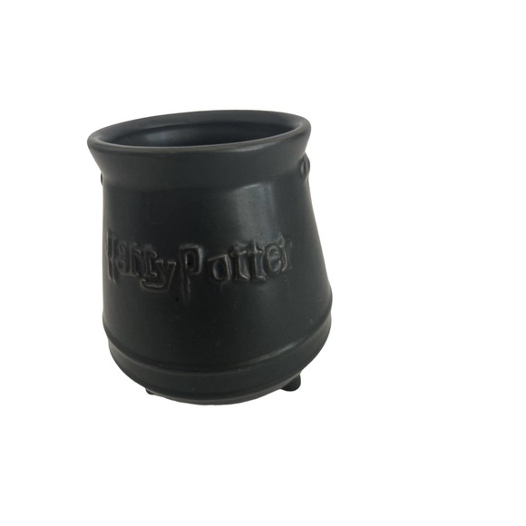 Harry Potter Wizarding World 3D Cauldron Ceramic Mug - Picture 4 of 11